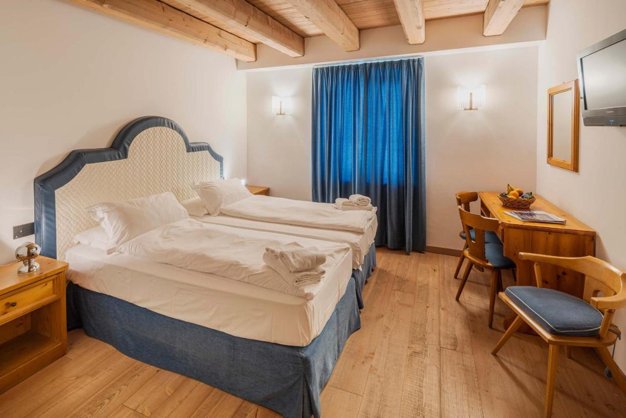 Royal Cortina 3*