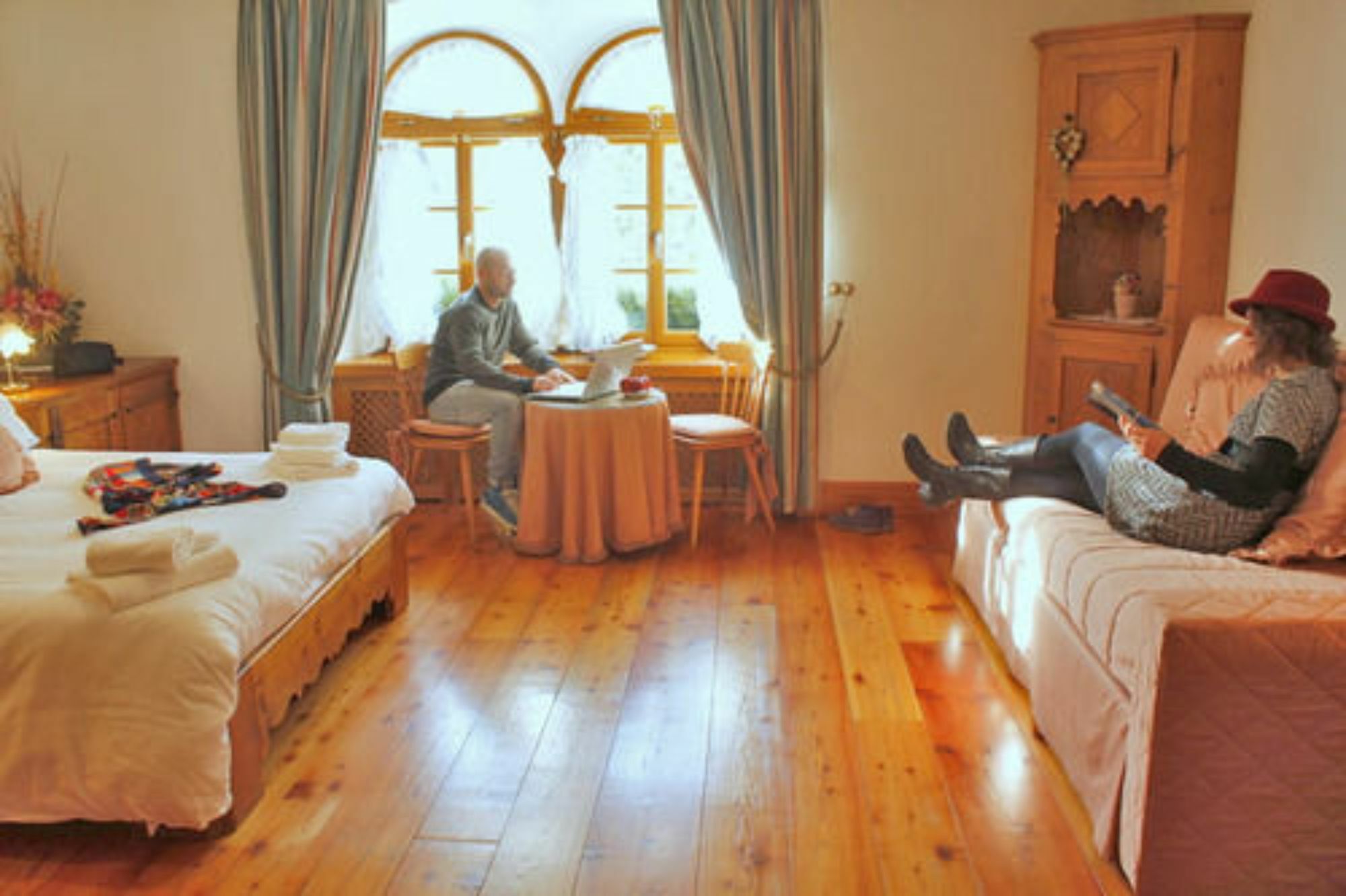 Royal Cortina Hotel 3*